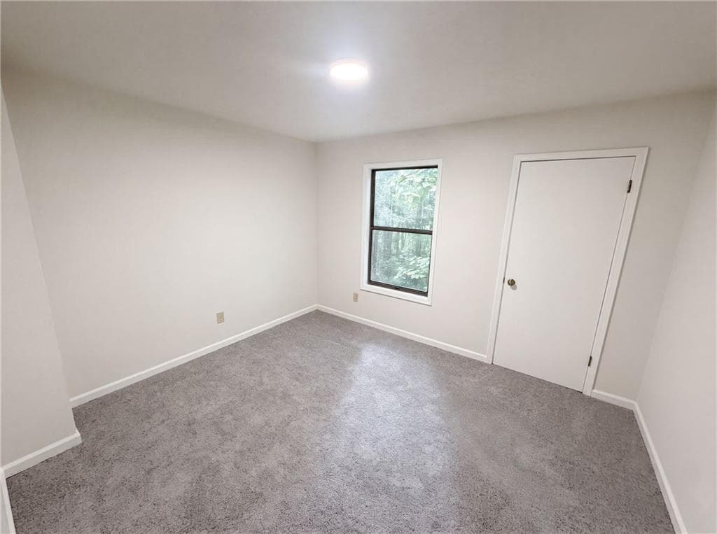 3 bedroom, 2 bathroom, 2,020 sq ft single family residence for sale at 4117 Twig Court, Douglasville, GA 30135 — photo 8