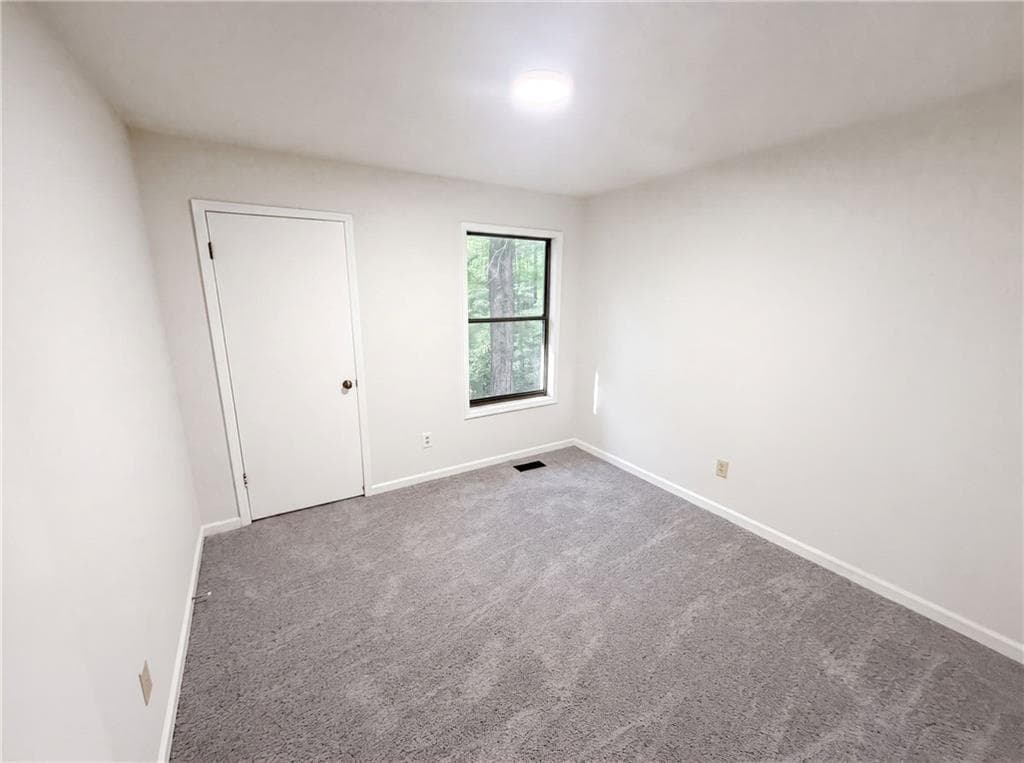 3 bedroom, 2 bathroom, 2,020 sq ft single family residence for sale at 4117 Twig Court, Douglasville, GA 30135 — photo 9