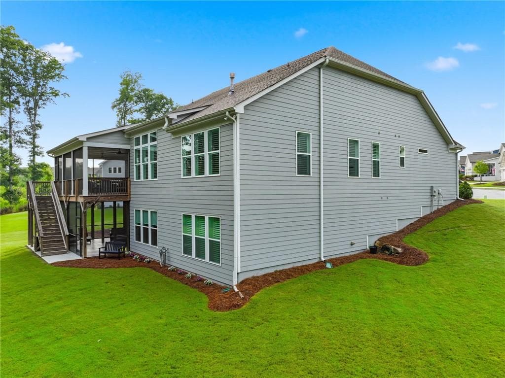 4 bedroom, 5 bathroom, 5,315 sq ft single family residence for sale at 386 Kentucky Court, Hoschton, GA 30548 — photo 5
