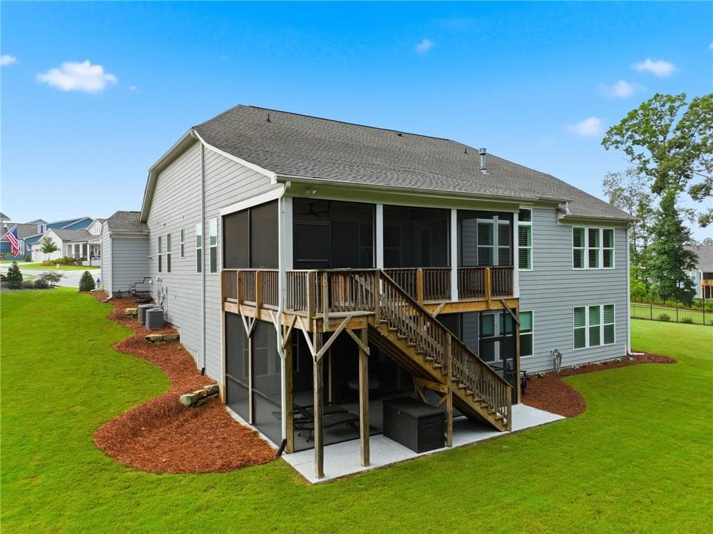 4 bedroom, 5 bathroom, 5,315 sq ft single family residence for sale at 386 Kentucky Court, Hoschton, GA 30548 — photo 8