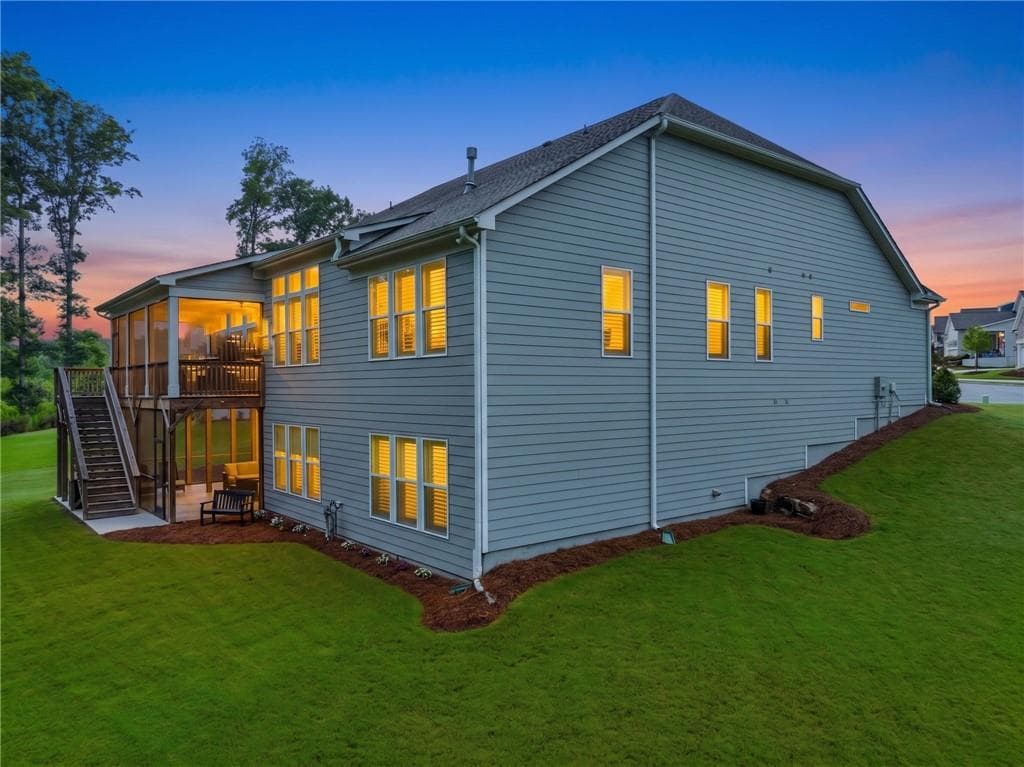 4 bedroom, 5 bathroom, 5,315 sq ft single family residence for sale at 386 Kentucky Court, Hoschton, GA 30548 — photo 9