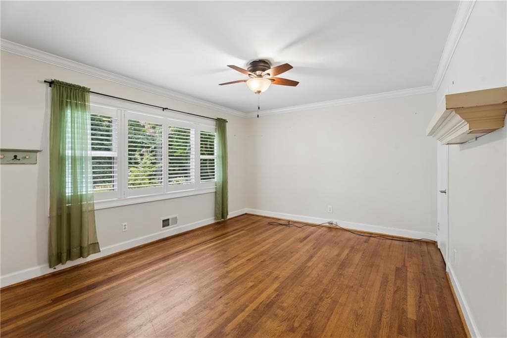 1 bedroom, 1 bathroom, 810 sq ft condominium for sale at 2477 N Decatur Road B2, Decatur, GA 30033 — photo 7