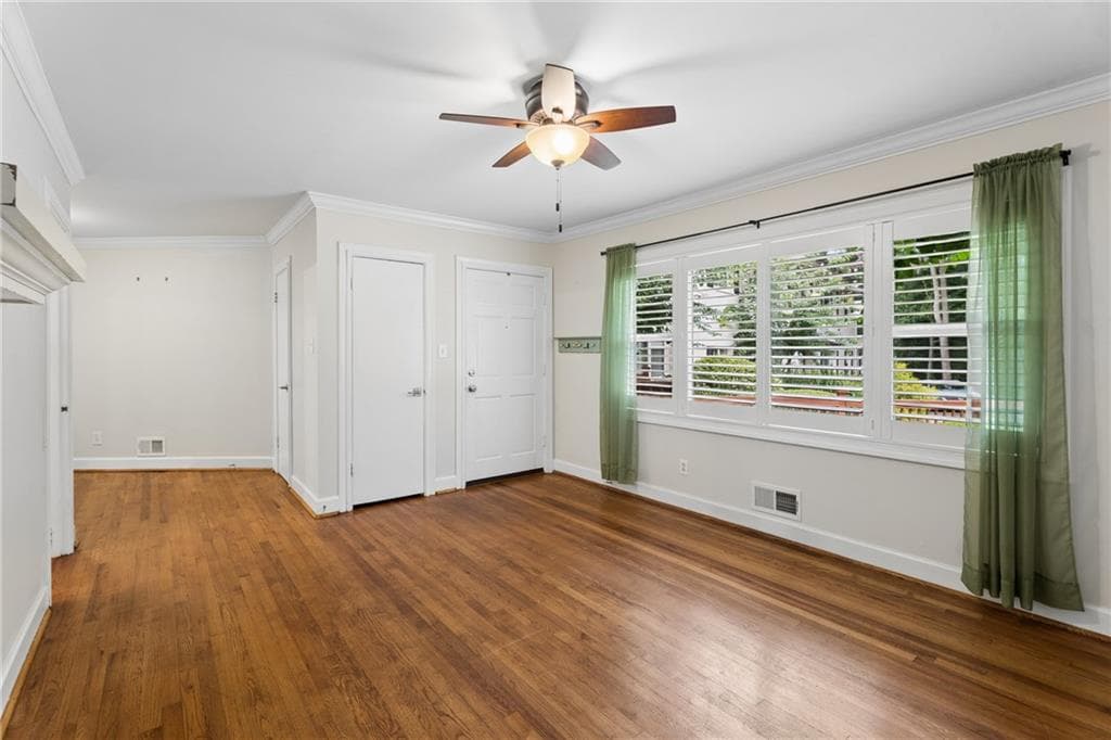 1 bedroom, 1 bathroom, 810 sq ft condominium for sale at 2477 N Decatur Road B2, Decatur, GA 30033 — photo 9