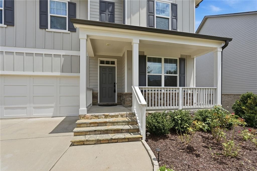 4 bedroom, 3 bathroom, 2,319 sq ft single family residence for sale at 5395 Coltman Drive, Cumming, GA 30028 — photo 6