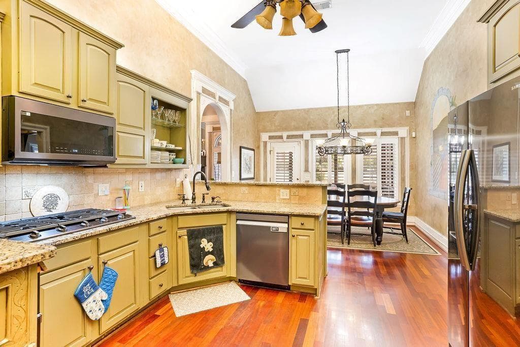 5 bedroom, 4 bathroom, 8,261 sq ft single family residence for sale at 2565 Scarlet Oak Lane, Braselton, GA 30517 — photo 5