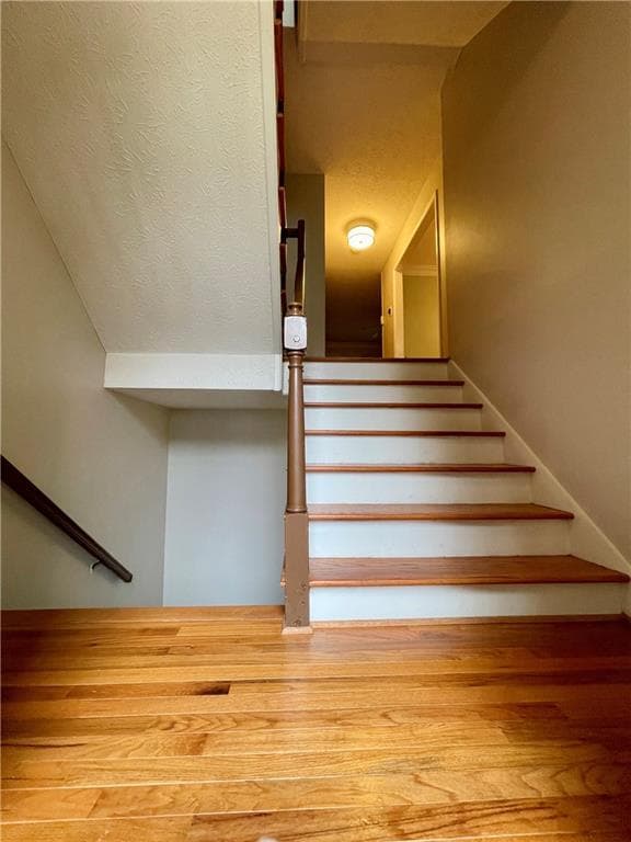 3 bedroom, 3 bathroom, 2,233 sq ft townhouse for sale at 3727 Meeting Street, Duluth, GA 30096 — photo 7