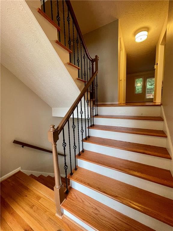 3 bedroom, 3 bathroom, 2,233 sq ft townhouse for sale at 3727 Meeting Street, Duluth, GA 30096 — photo 8