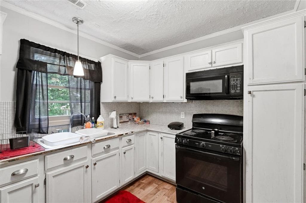 3 bedroom, 1 bathroom, 1,092 sq ft single family residence for sale at 225 Myrtle Drive, Roberta, GA 31078 — photo 8