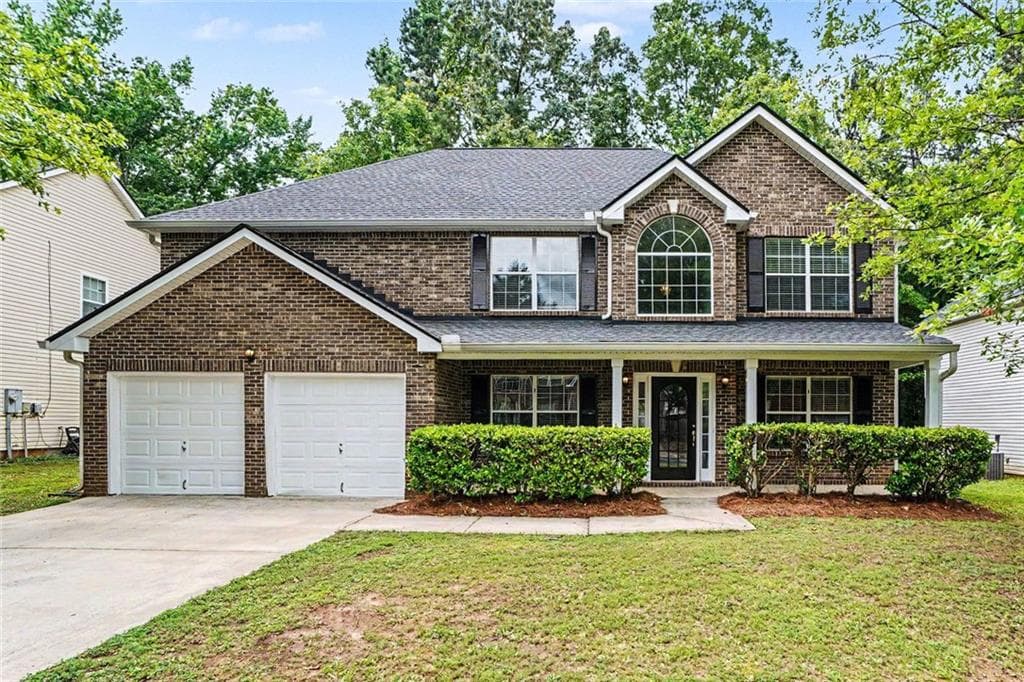 4 bedroom, 3 bathroom, 2,672 sq ft single family residence for sale at 129 Kentwood Springs Drive, Hampton, GA 30228 — photo 3
