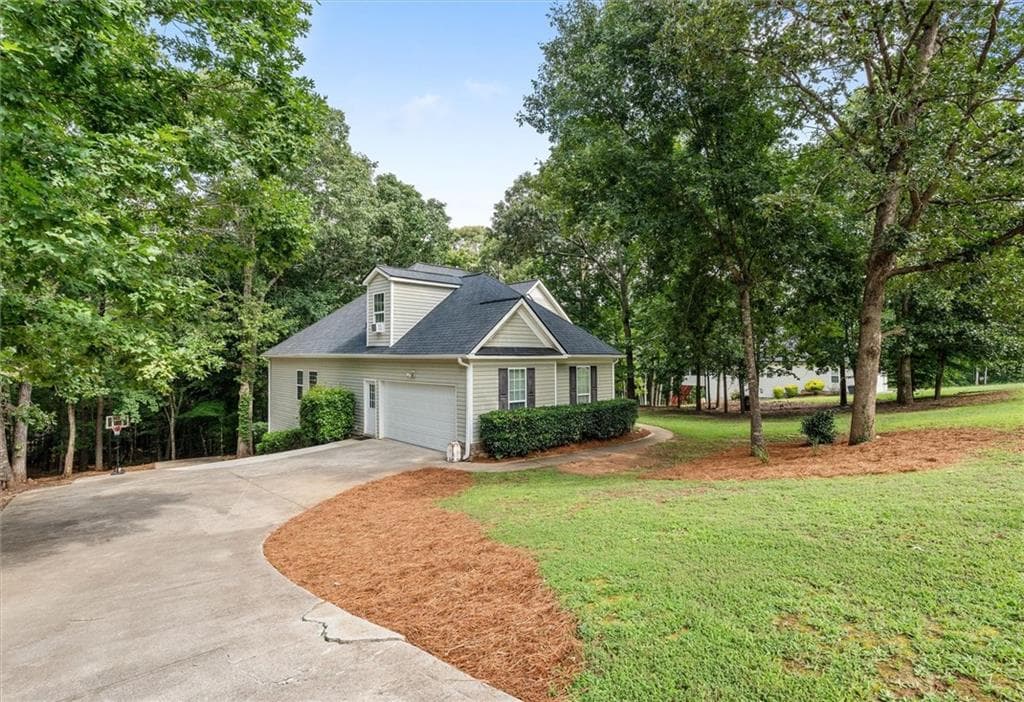 5 bedroom, 5 bathroom, 3,583 sq ft single family residence for sale at 7055 Fletcher Dr, Winston, GA 30187 — photo 8