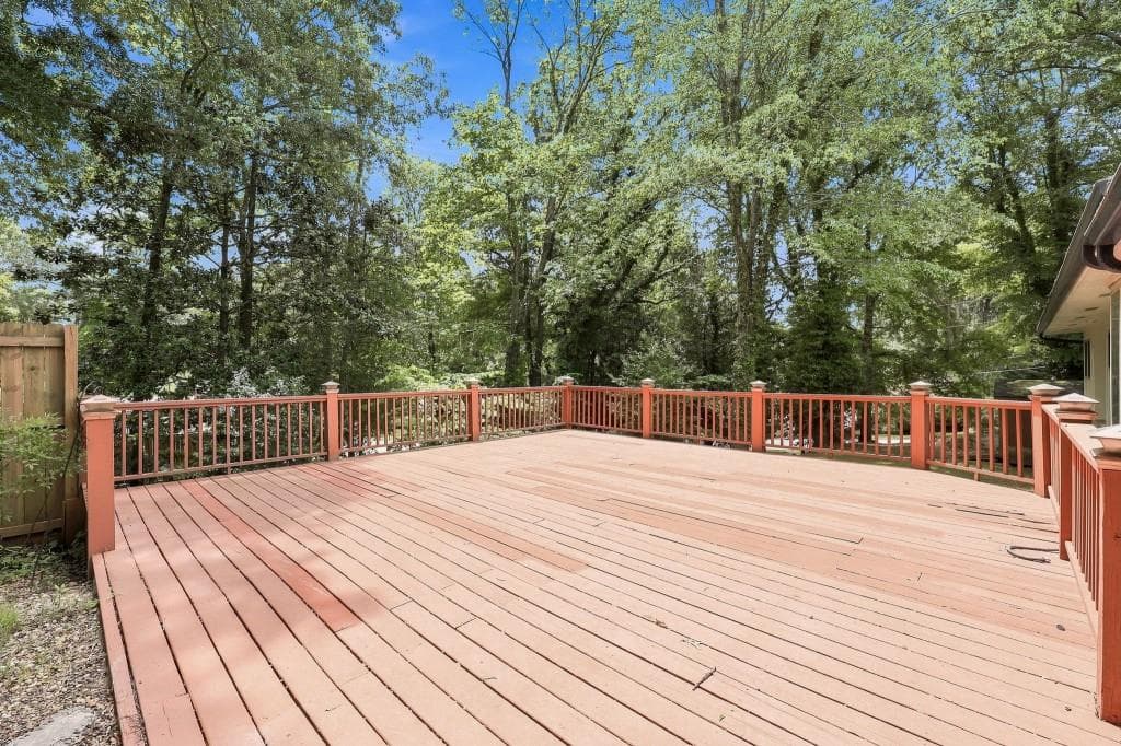 3 bedroom, 2 bathroom, 1,332 sq ft single family residence for rent at 989 Rudolph Street, Gainesville, GA 30501 for $2,300 a month — photo 2