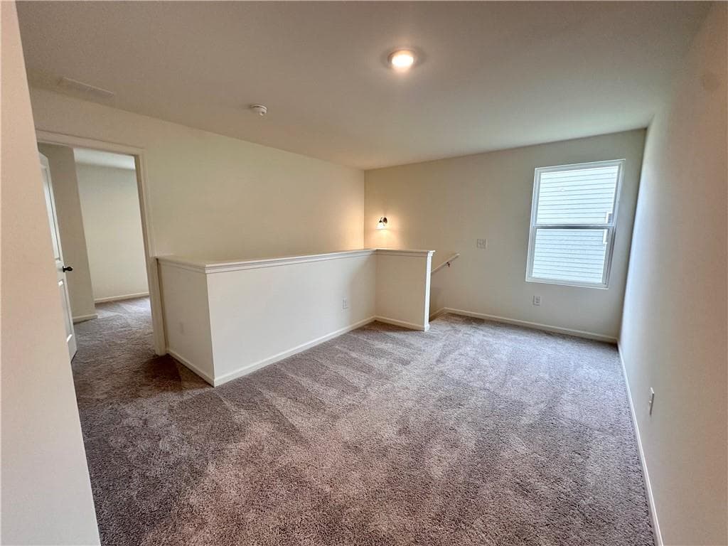 4 bedroom, 3 bathroom, 2,406 sq ft single family residence under contract at 156 Heartland Drive, Dallas, GA 30157 — photo 9