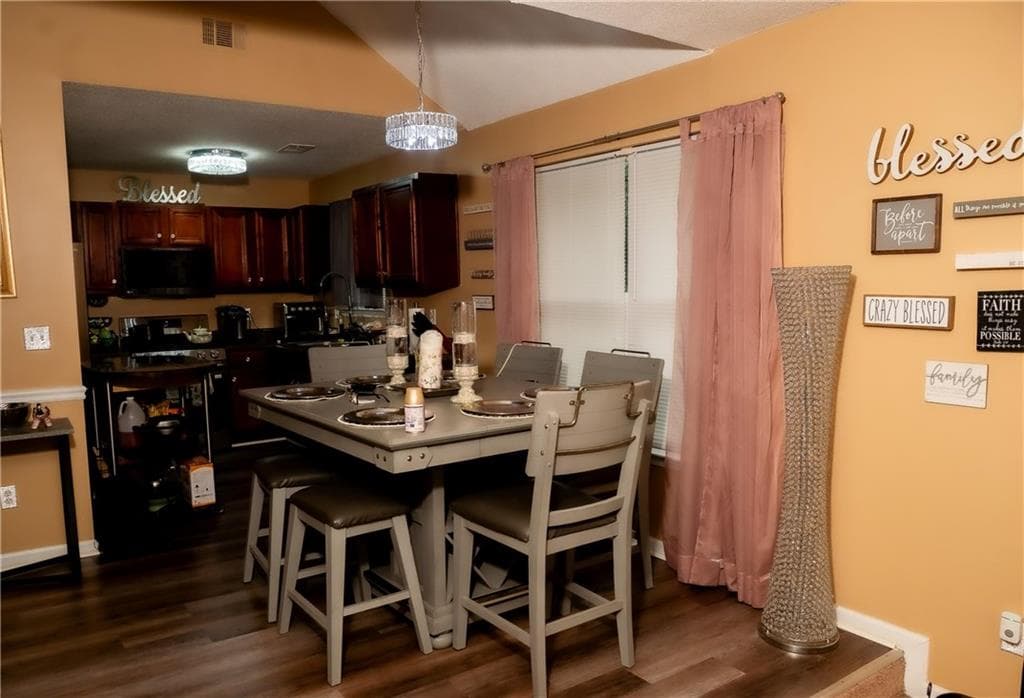 3 bedroom, 3 bathroom, 1,656 sq ft single family residence for sale at 4761 Heather Mill Trace, Snellville, GA 30039 — photo 5