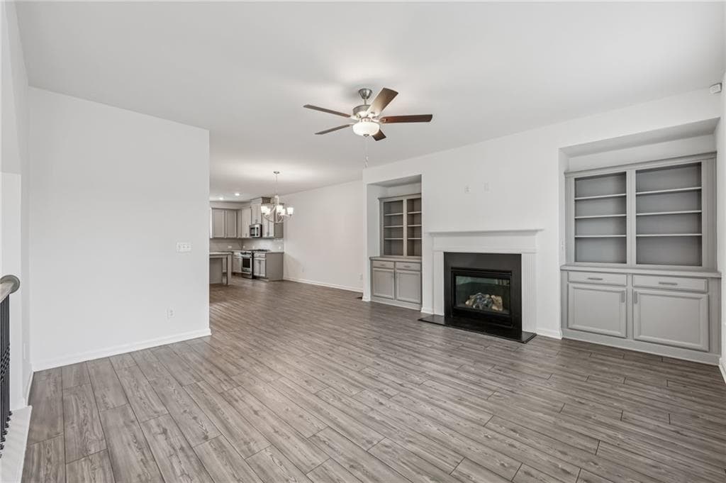 4 bedroom, 4 bathroom, 2,267 sq ft townhouse for sale at 377 Danville Avenue, Suwanee, GA 30024 — photo 6