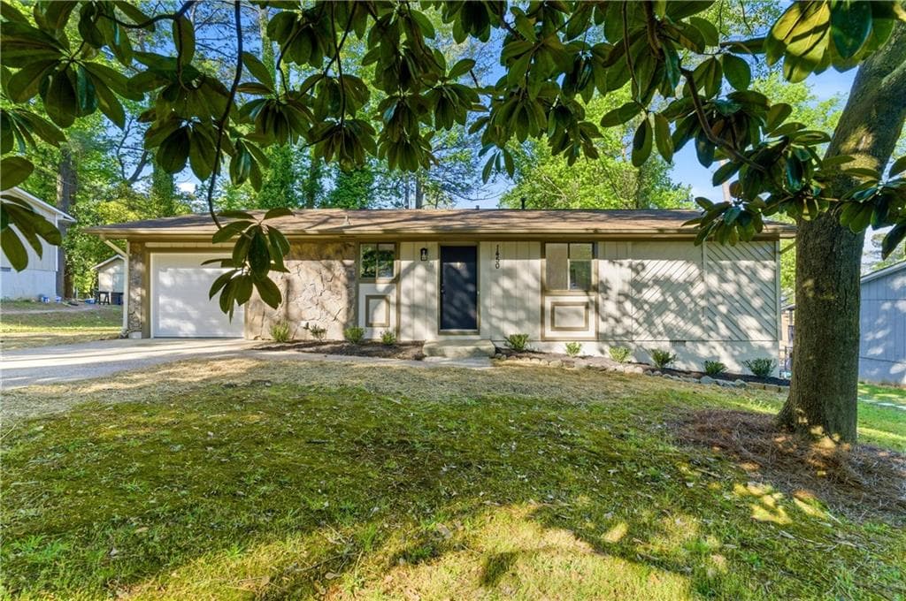 3 bedroom, 2 bathroom, 1,120 sq ft single family residence under contract at 1450 Reddington Lane, Norcross, GA 30093
