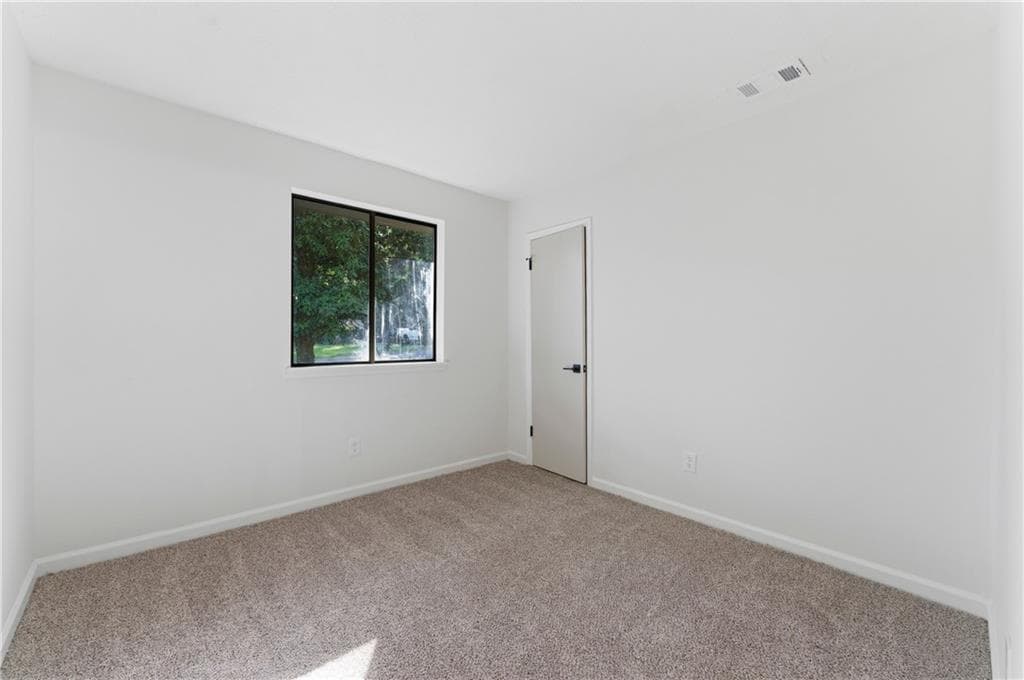 3 bedroom, 2 bathroom, 1,120 sq ft single family residence under contract at 1450 Reddington Lane, Norcross, GA 30093 — photo 10