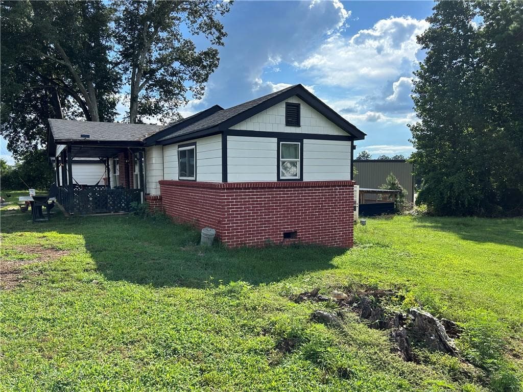 3 bedroom, 1 bathroom, 1,064 sq ft single family residence for sale at 4233 Cantrell Road, Acworth, GA 30101 — photo 2