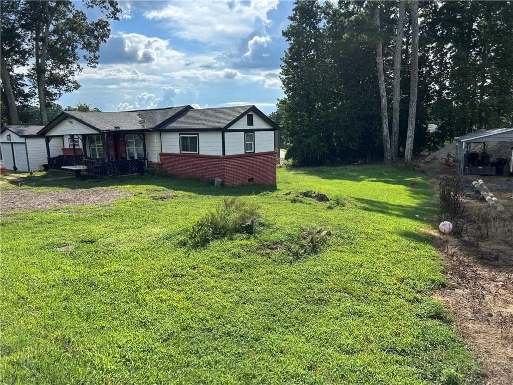 3 bedroom, 1 bathroom, 1,064 sq ft single family residence for sale at 4233 Cantrell Road, Acworth, GA 30101 — photo 4