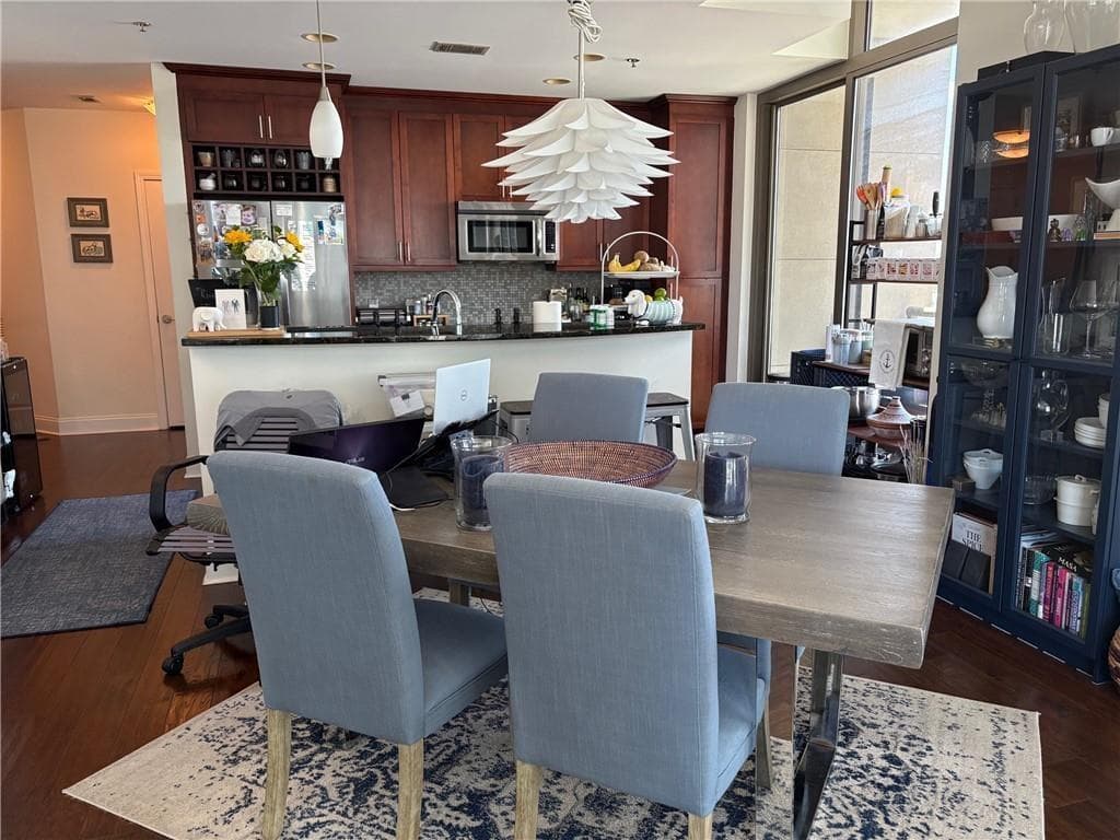 2 bedroom, 3 bathroom, 1,369 sq ft condominium for sale at 270 17th Street 1112, Atlanta, GA 30363 — photo 7