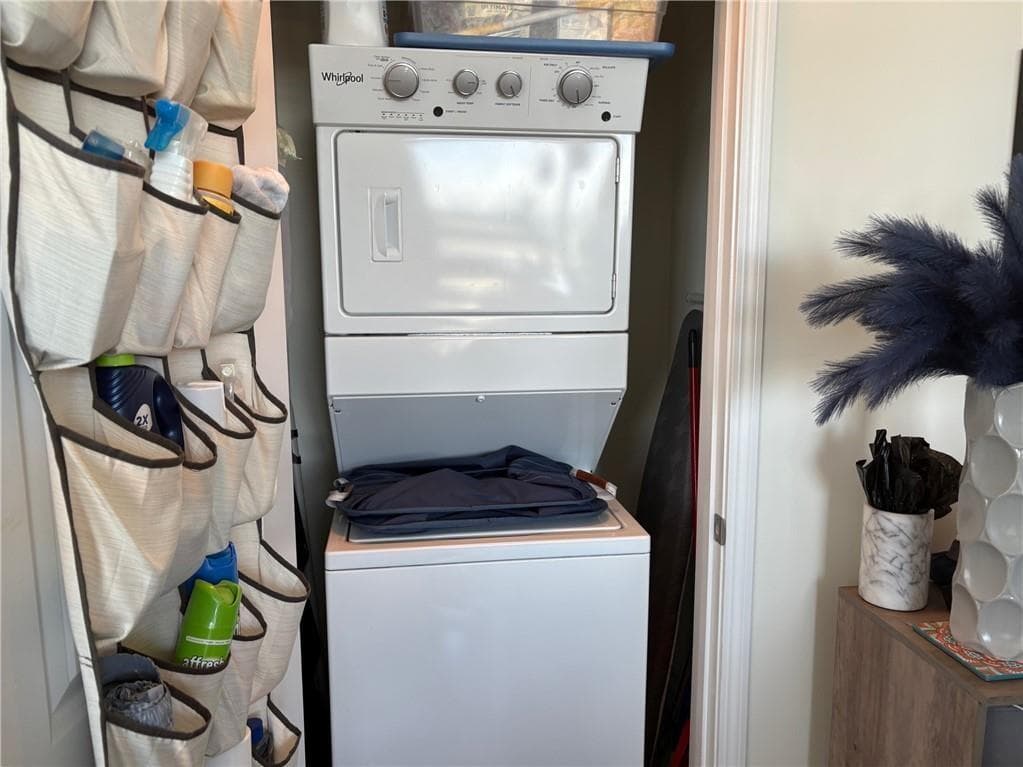 2 bedroom, 3 bathroom, 1,369 sq ft condominium for sale at 270 17th Street 1112, Atlanta, GA 30363 — photo 8