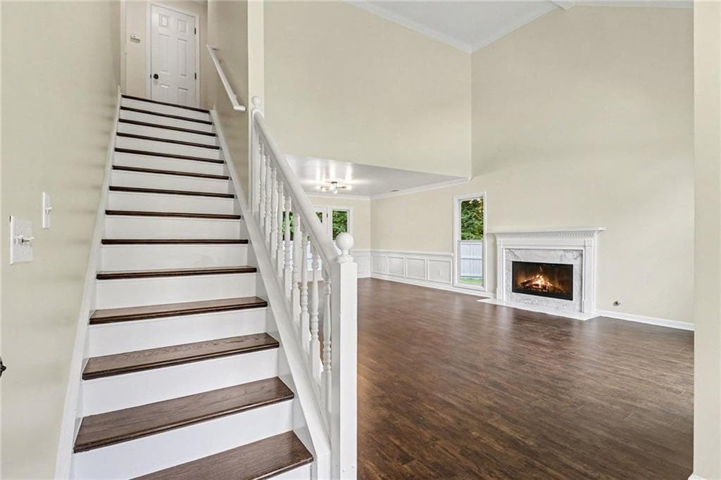 4 bedroom, 3 bathroom, 1,939 sq ft single family residence for sale at 5235 N Somerset Lane, Alpharetta, GA 30004 — photo 5