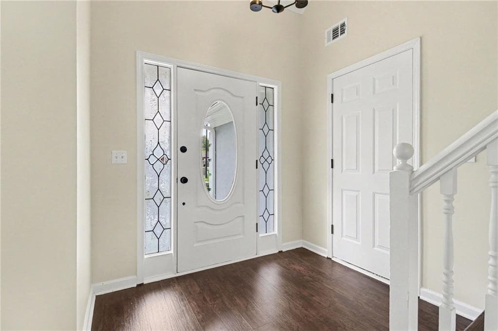 4 bedroom, 3 bathroom, 1,939 sq ft single family residence for sale at 5235 N Somerset Lane, Alpharetta, GA 30004 — photo 6