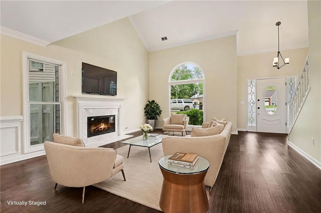 4 bedroom, 3 bathroom, 1,939 sq ft single family residence for sale at 5235 N Somerset Lane, Alpharetta, GA 30004 — photo 8