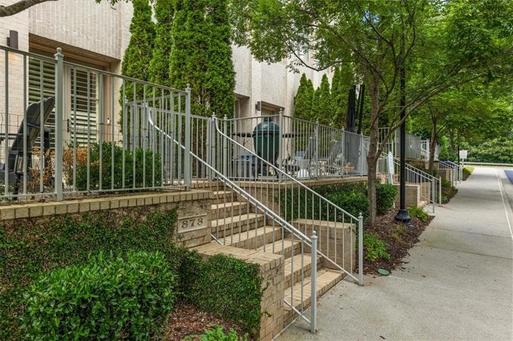 3 bedroom, 4 bathroom, 2,448 sq ft townhouse for rent at 878 3rd Street, Alpharetta, GA 30009 for $5,750 a month — photo 4