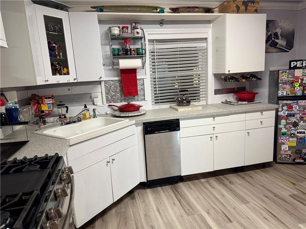1 bedroom, 1 bathroom, 450 sq ft condominium for sale at 2477 N Decatur Road C5, Decatur, GA 30033 — photo 8