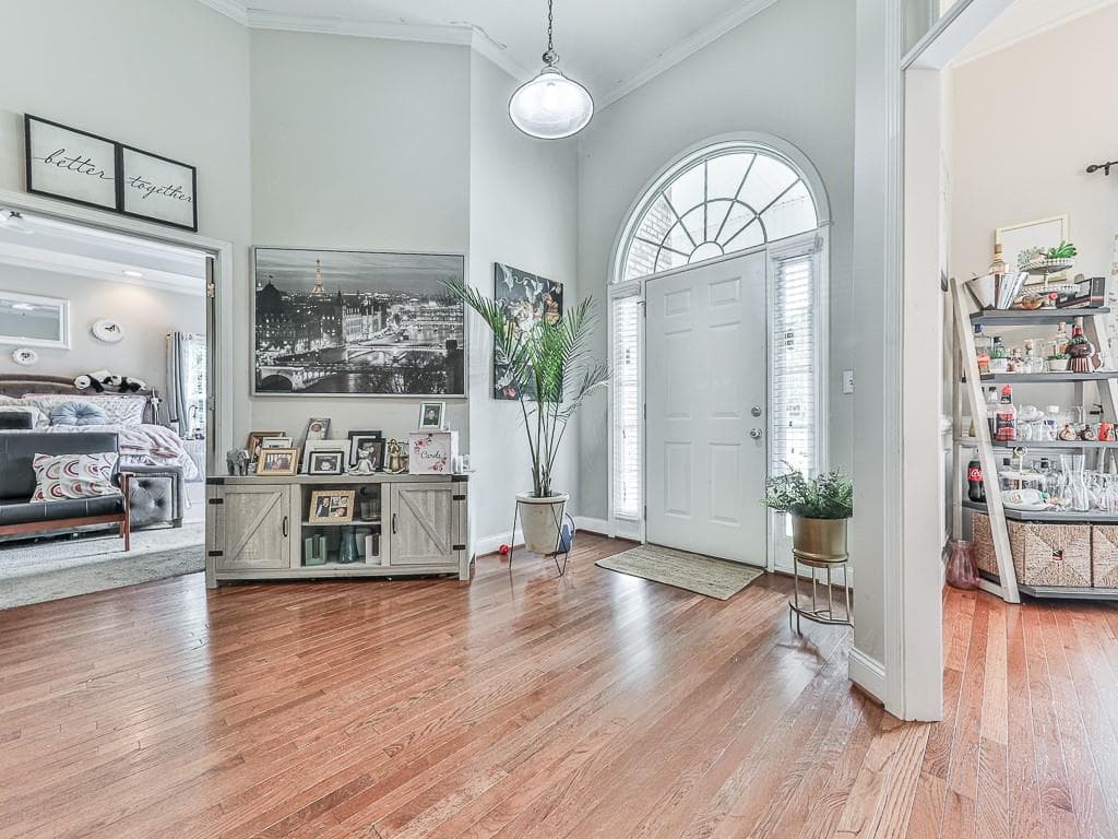 3 bedroom, 2 bathroom, 2,115 sq ft single family residence for sale at 275 Woodridge Drive, Douglasville, GA 30134 — photo 2