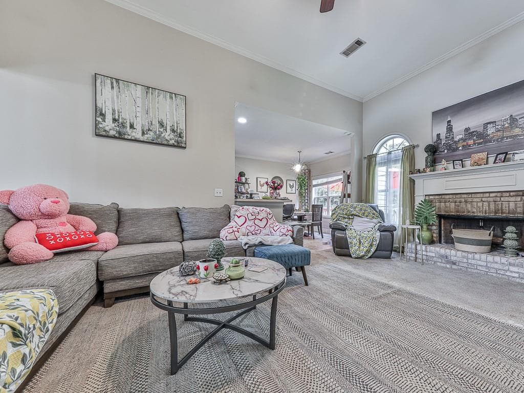 3 bedroom, 2 bathroom, 2,115 sq ft single family residence for sale at 275 Woodridge Drive, Douglasville, GA 30134 — photo 4