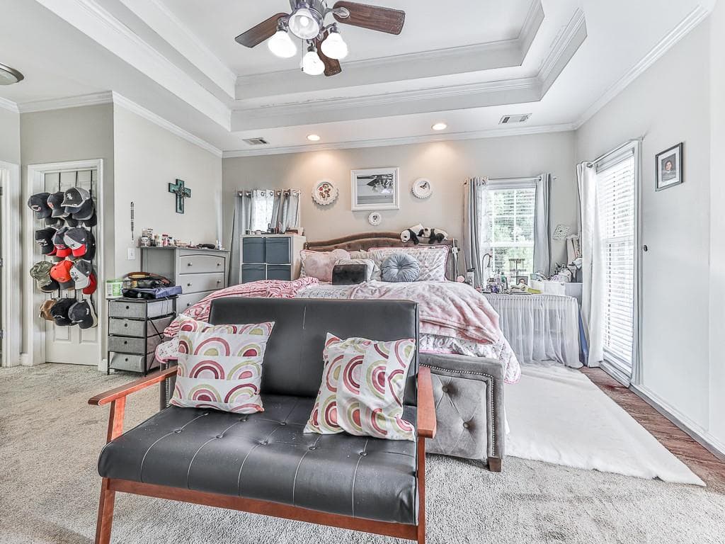 3 bedroom, 2 bathroom, 2,115 sq ft single family residence for sale at 275 Woodridge Drive, Douglasville, GA 30134 — photo 8