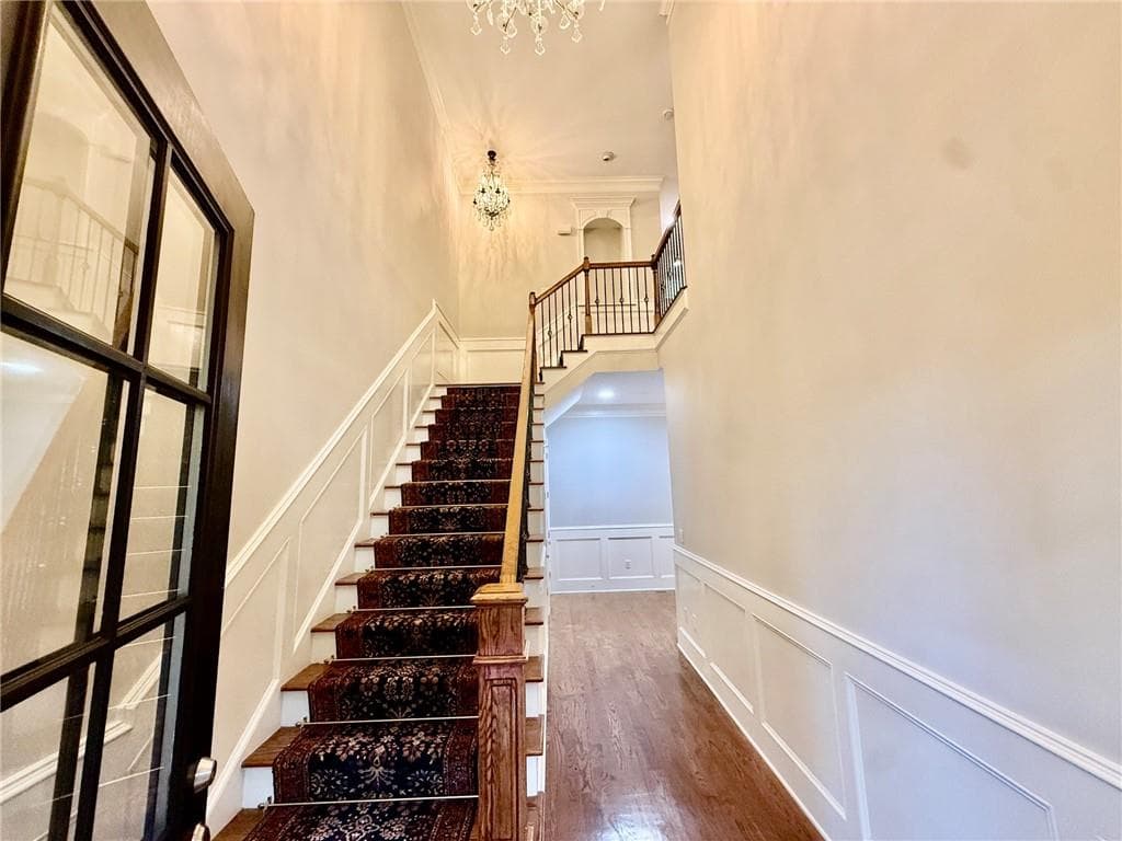 4 bedroom, 4 bathroom, 3,149 sq ft townhouse for sale at 3044 Stone Gate Drive, Atlanta, GA 30324 — photo 4