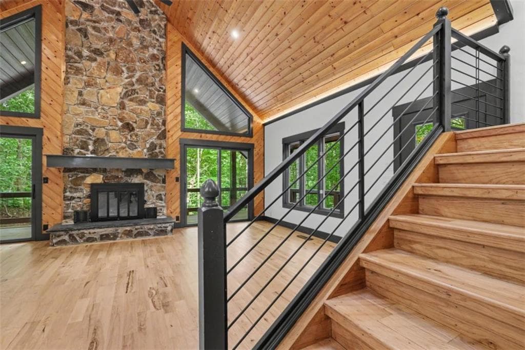 4 bedroom, 3 bathroom, 2,432 sq ft single family residence under contract at 1583 Spring Cove Road, Blairsville, GA 30512 — photo 9