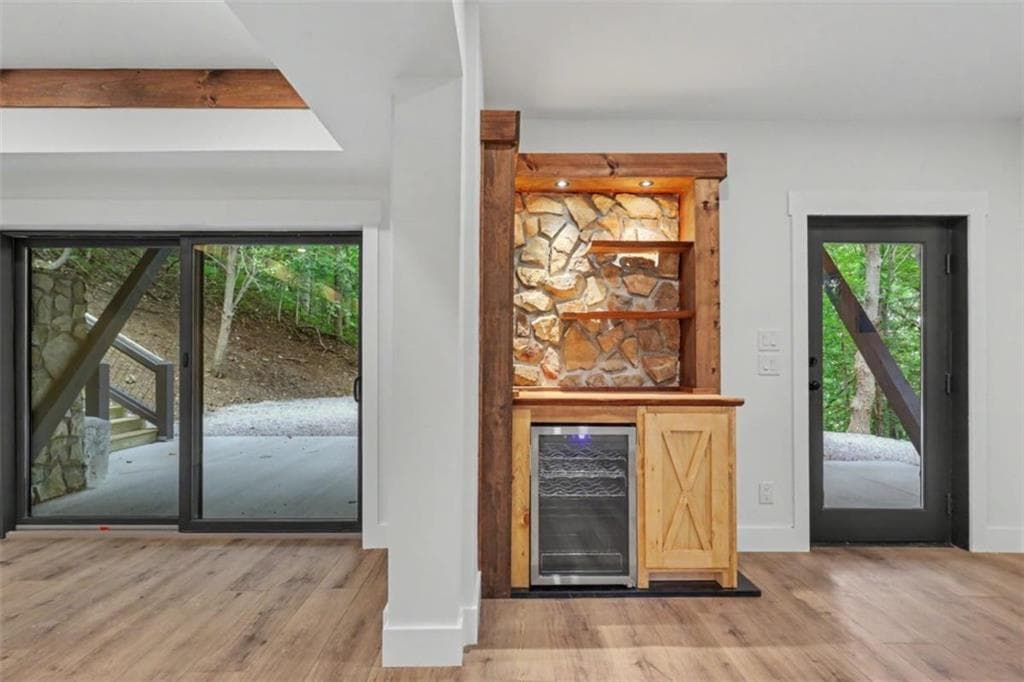 4 bedroom, 3 bathroom, 2,432 sq ft single family residence under contract at 1583 Spring Cove Road, Blairsville, GA 30512 — photo 7