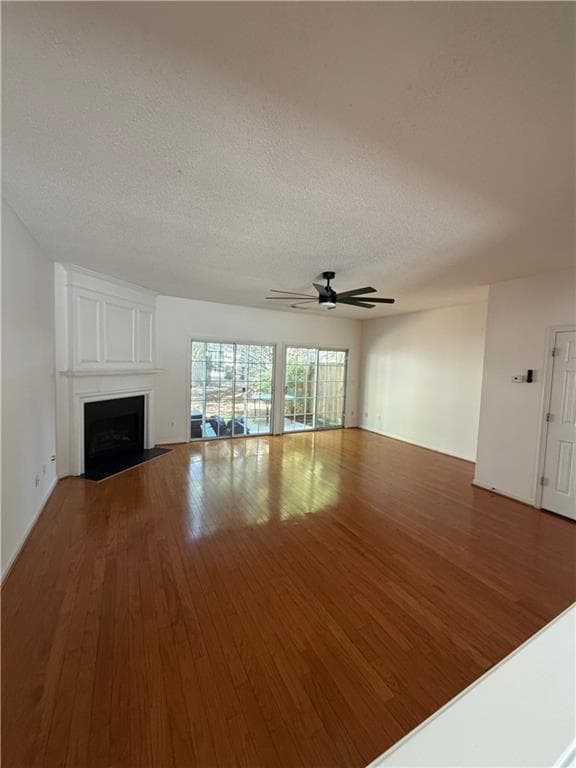 3 bedroom, 3 bathroom, 1,370 sq ft townhouse for sale at 4645 Valais Court 107, Alpharetta, GA 30022 — photo 5