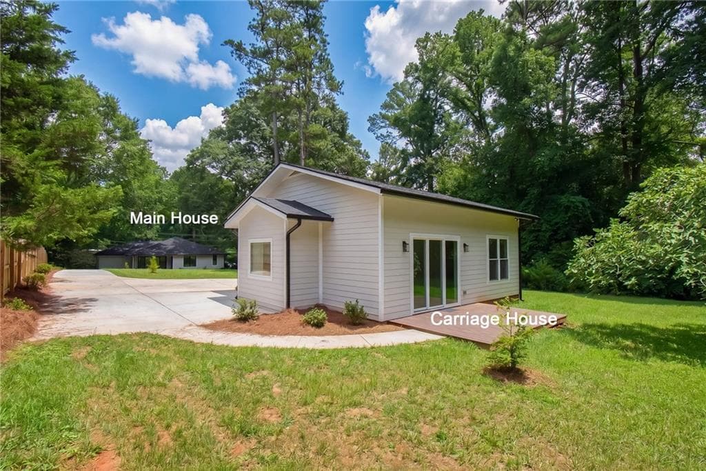 3 bedroom, 2 bathroom, 2,566 sq ft single family residence under contract at 2651 Pangborn Road, Decatur, GA 30033 — photo 5