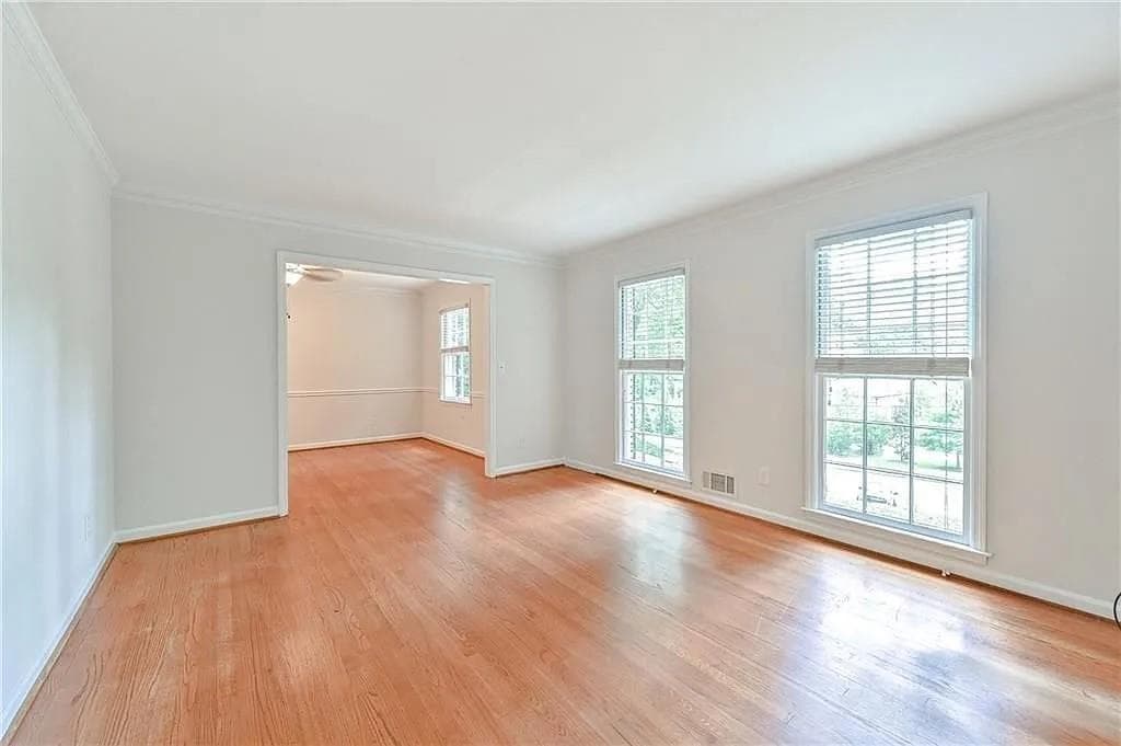 3 bedroom, 2 bathroom, 1,770 sq ft single family residence for rent at 260 River Valley Road, Atlanta, GA 30328 for $2,750 a month — photo 3
