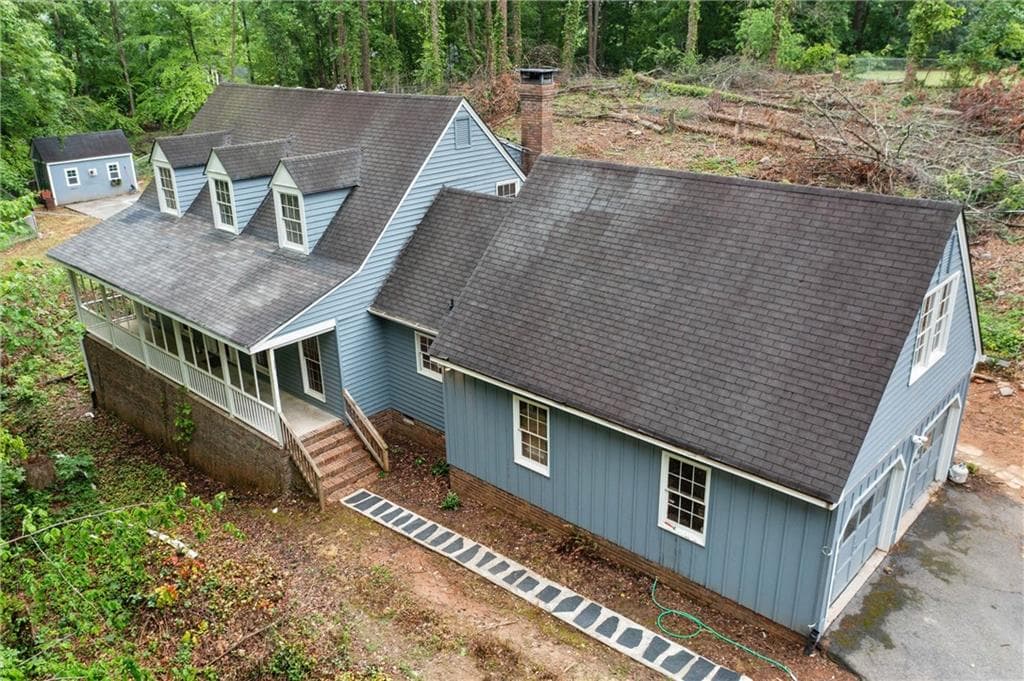 4 bedroom, 3 bathroom, 2,955 sq ft single family residence for sale at 61 Sherwood Lane, Marietta, GA 30067 — photo 3