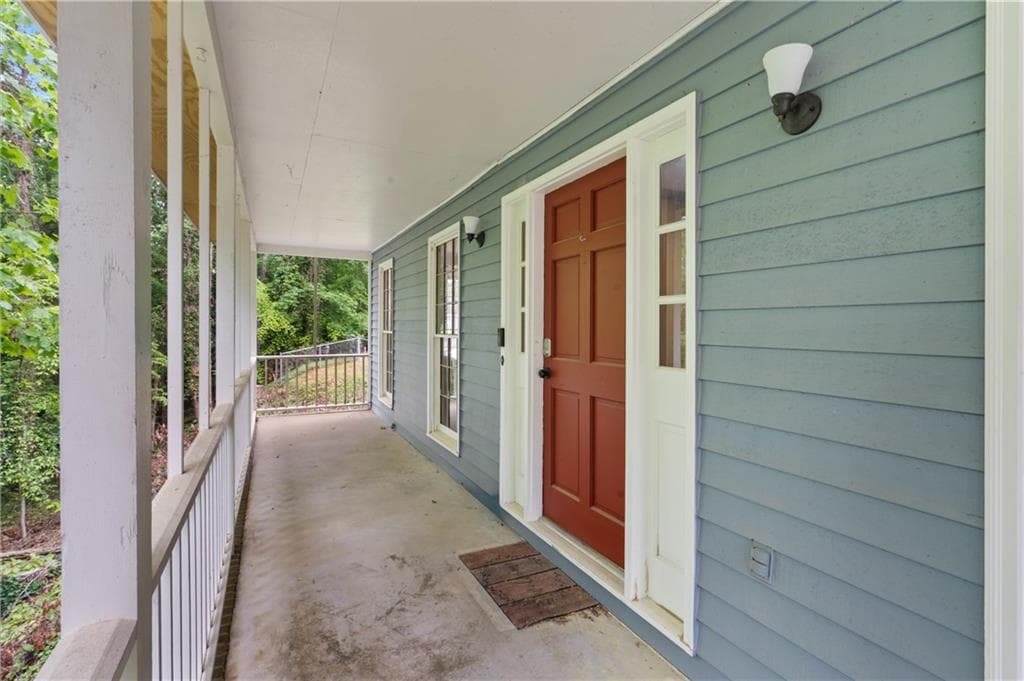 4 bedroom, 3 bathroom, 2,955 sq ft single family residence for sale at 61 Sherwood Lane, Marietta, GA 30067 — photo 7