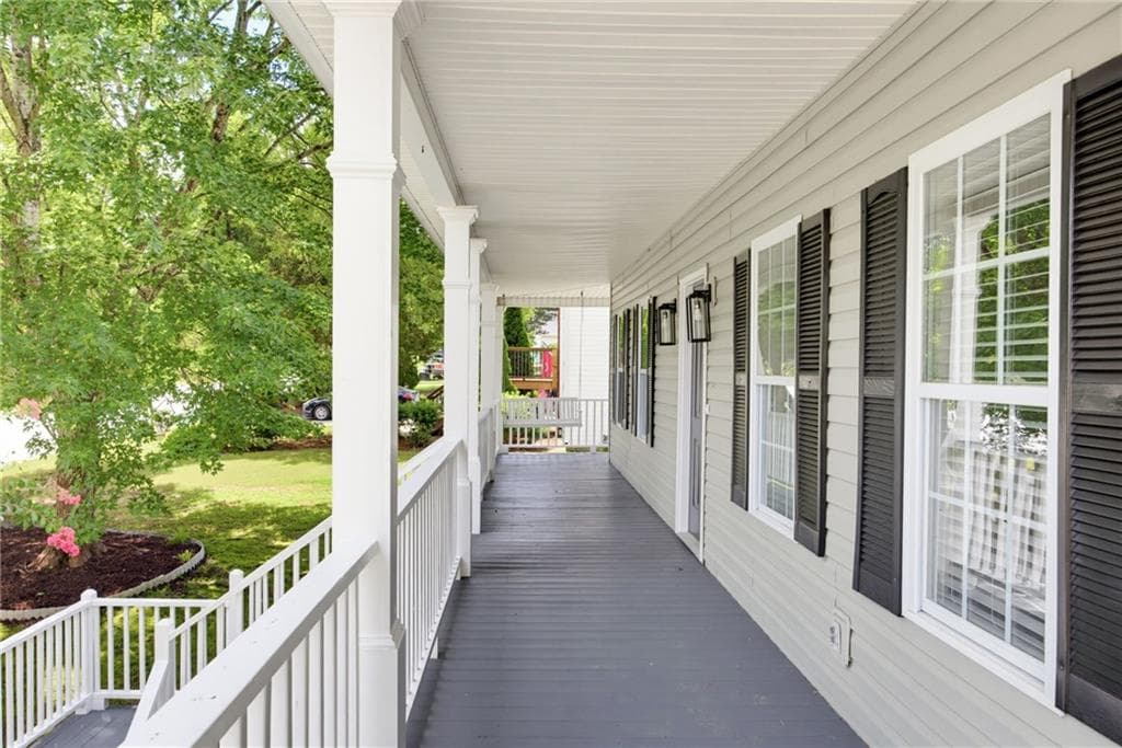 3 bedroom, 3 bathroom, 1,562 sq ft single family residence for sale at 54 Stallion Run, Dallas, GA 30132 — photo 5