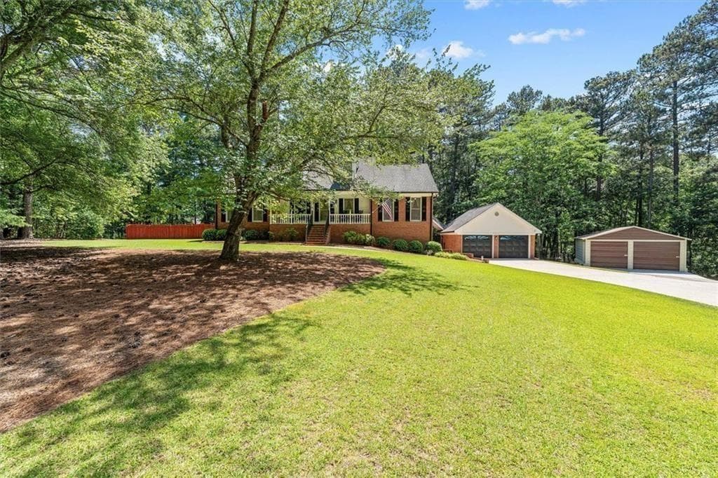 3 bedroom, 3 bathroom, 1,905 sq ft single family residence for sale at 5243 Punkintown Road, Douglasville, GA 30135 — photo 7