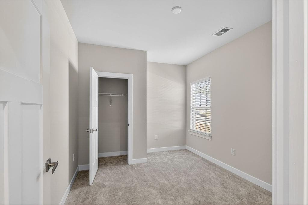 5 bedroom, 3 bathroom, 2,728 sq ft single family residence under contract at 219 Crabapple Road, Mcdonough, GA 30253 — photo 10