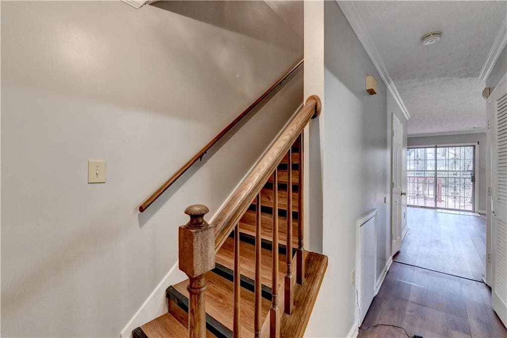 2 bedroom, 3 bathroom, 1,270 sq ft townhouse for sale at 4029 Heritage Valley Court, Norcross, GA 30093 — photo 3