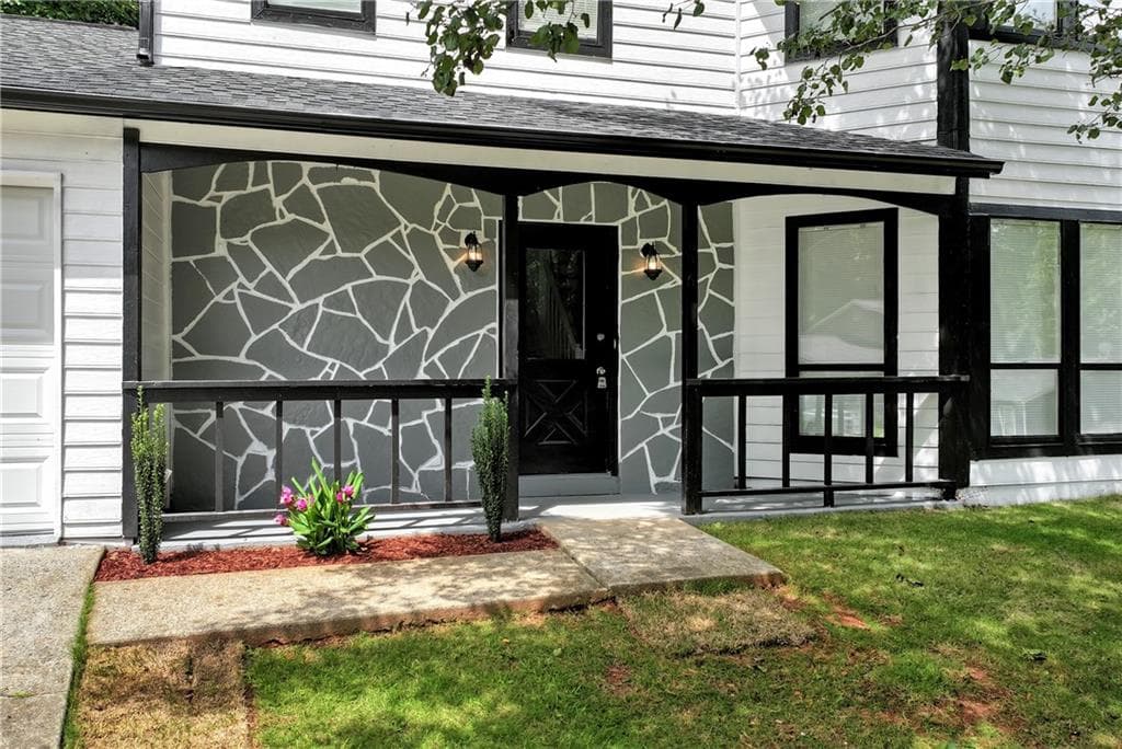 4 bedroom, 3 bathroom, 1,568 sq ft single family residence for sale at 556 Sunfield Drive, Lilburn, GA 30047 — photo 6