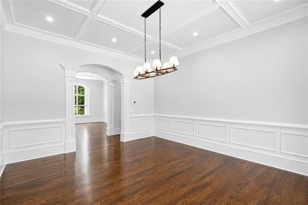 5 bedroom, 6 bathroom, 7,206 sq ft single family residence for sale at 10745 Shallowford Road, Roswell, GA 30075 — photo 9
