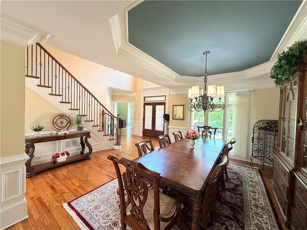 6 bedroom, 7 bathroom, 7,803 sq ft single family residence for sale at 2201 Hunters Green Drive, Lawrenceville, GA 30043 — photo 10