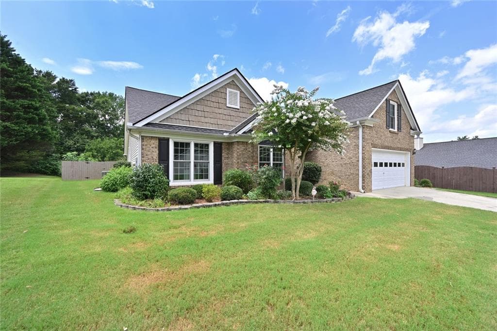 4 bedroom, 2 bathroom, 2,610 sq ft single family residence under contract at 1661 Jami Hollow Way, Lawrenceville, GA 30043 — photo 4