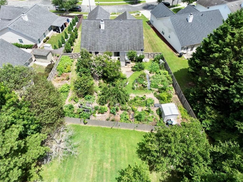 4 bedroom, 2 bathroom, 2,610 sq ft single family residence under contract at 1661 Jami Hollow Way, Lawrenceville, GA 30043 — photo 7