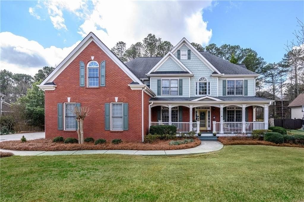 5 bedroom, 4 bathroom, 4,455 sq ft single family residence for sale at 172 Golf Crest Drive, Acworth, GA 30101 — photo 3